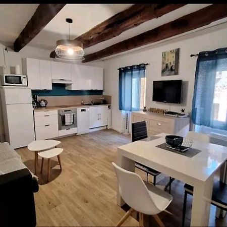 Charmant Appartement De Village Renove Gorbio Exterior photo